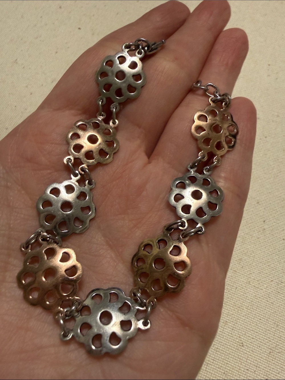 Stunning Sterling Silver 925 two-toned Floral Link Bracelet 8’ inches